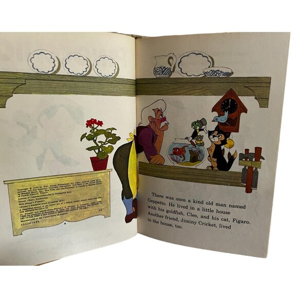 Vintage Pinocchio by Walt Disney Hardback Children's Book 1972 - Picture 3 of 4